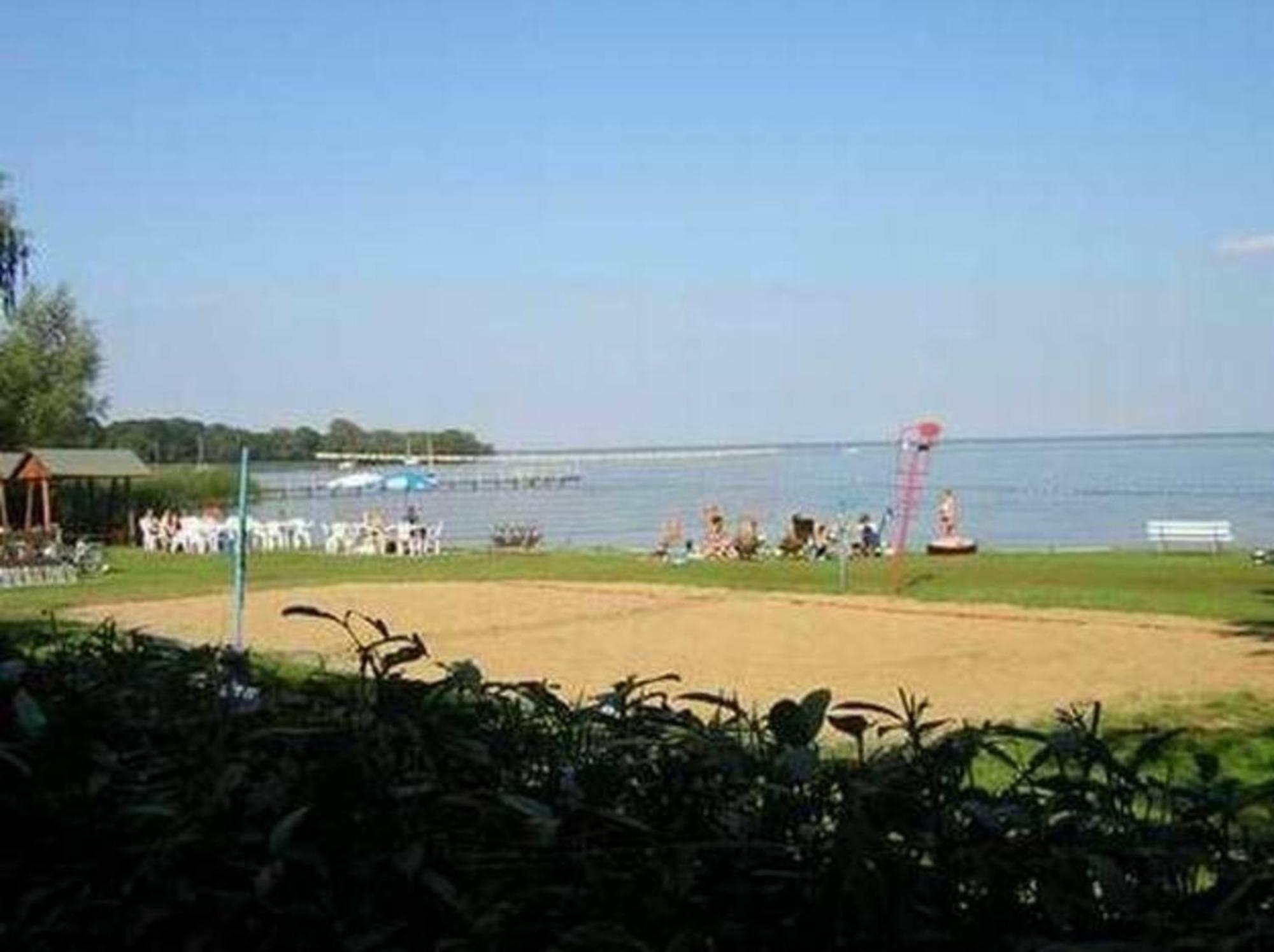 Ferienwohnung Dachs Im Mueritz Seepark Marienfelde Экстерьер фото
